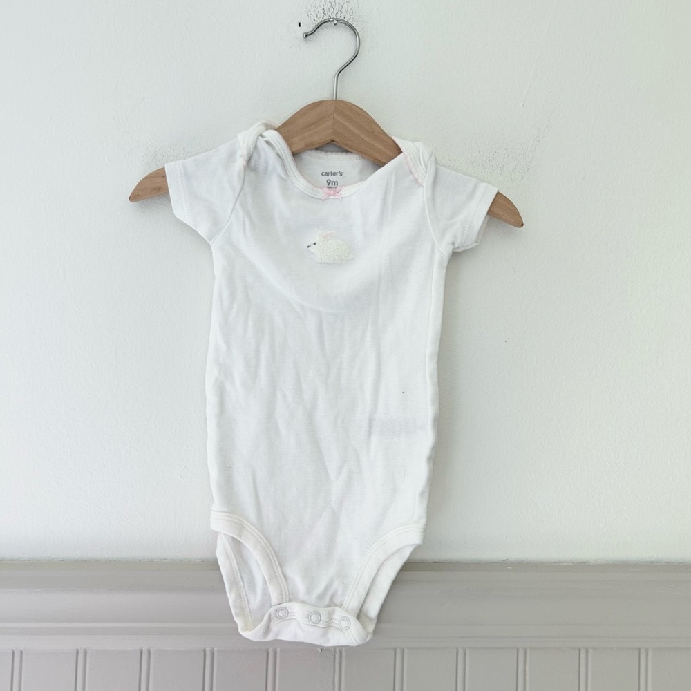 Carters 9 Months Bunny White Baby One-Piece Bodysuit